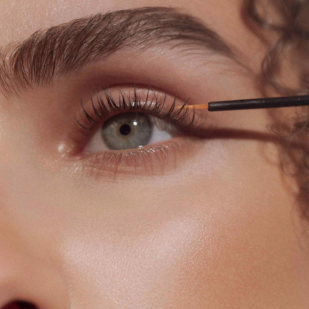 Revitalash eyelash conditioner revitalash advanced sensitive 2.0ML