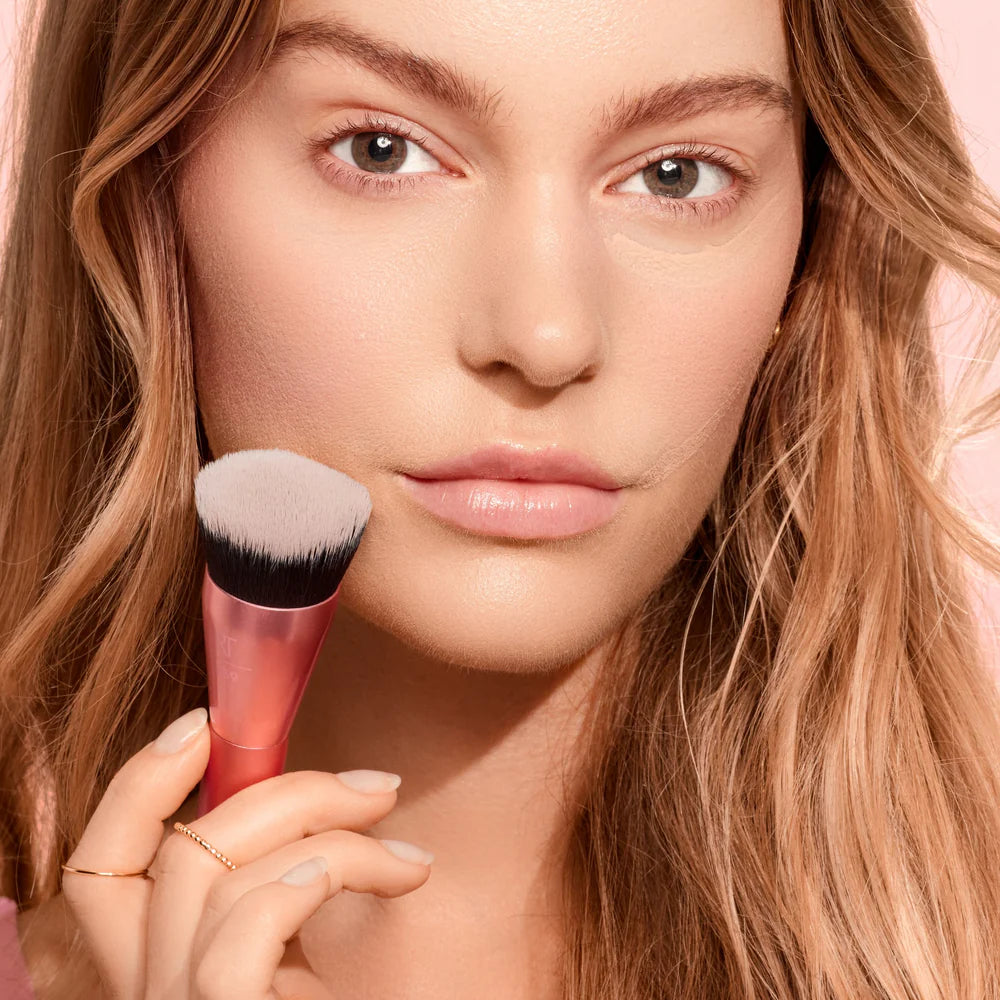 Real Techniques Light Lock Foundation Brush